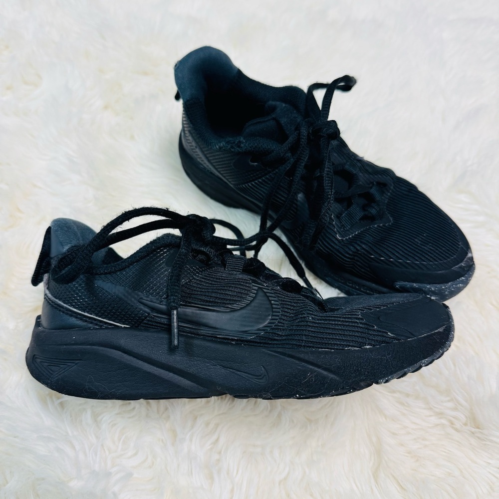 Nike Little Kids Black Star Runner 4